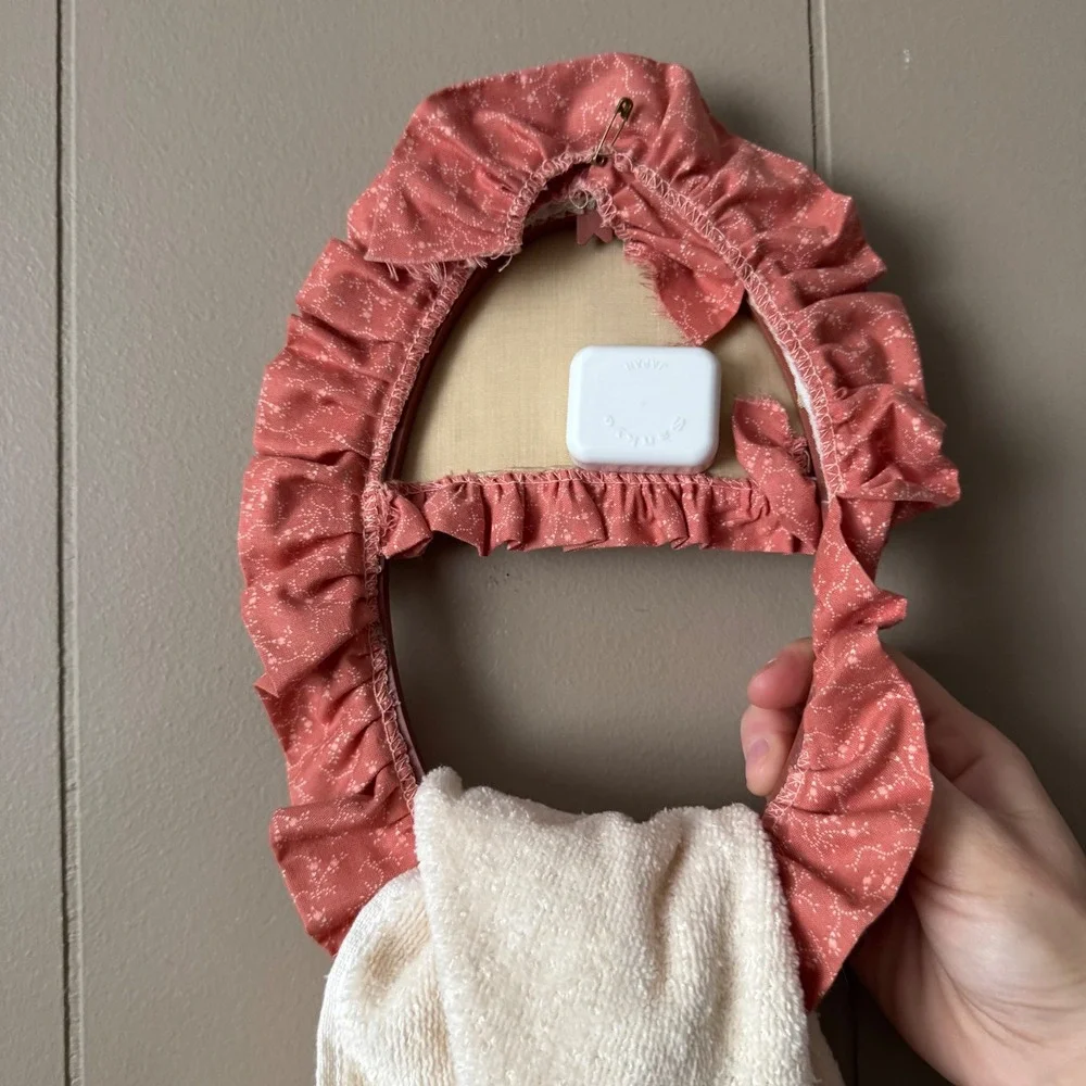 Cottagecore Grandmacore‎ Vintage Cannon Teddy Bear Musical Towel Holder Pink
